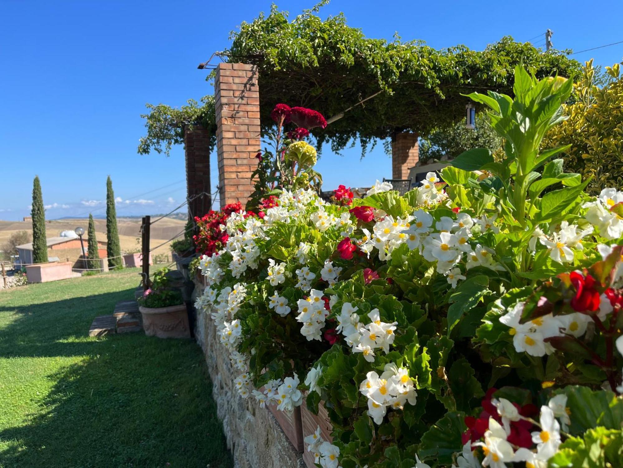 Poggiosalto In Toscana Пиенца Екстериор снимка